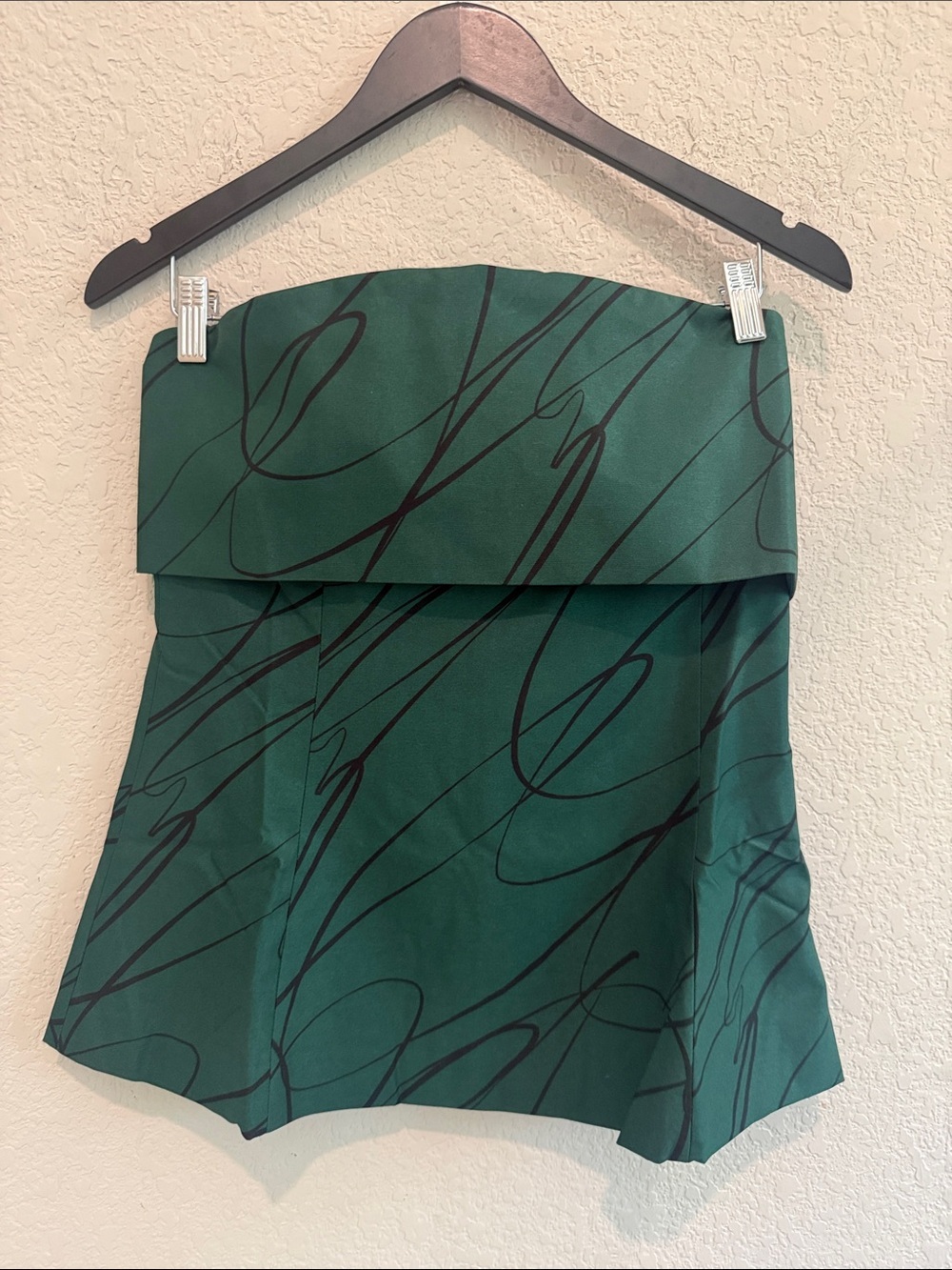 Tuckernuck Forest Green Strapless top with Abstract Black Swirl Print NWT